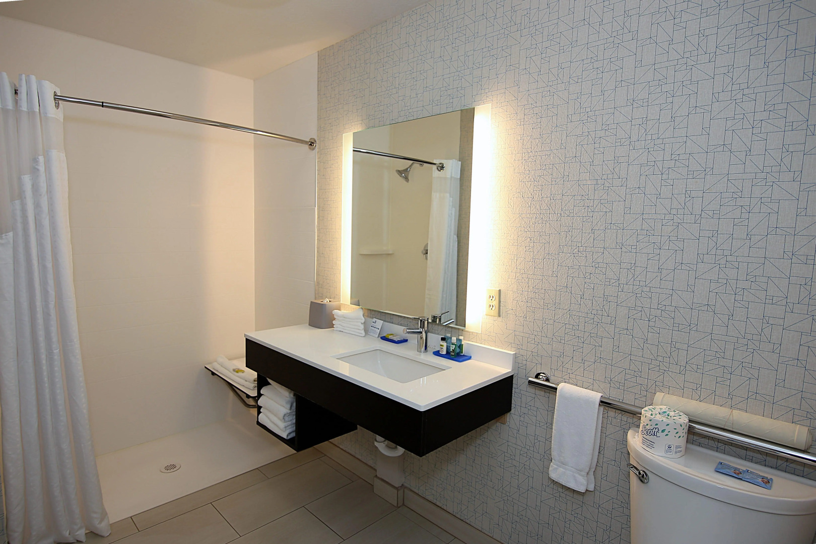 Holiday Inn Express & Suites Ashland by IHG