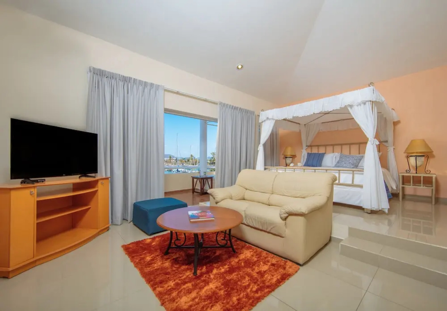 Isla Mazatlán Residence Club