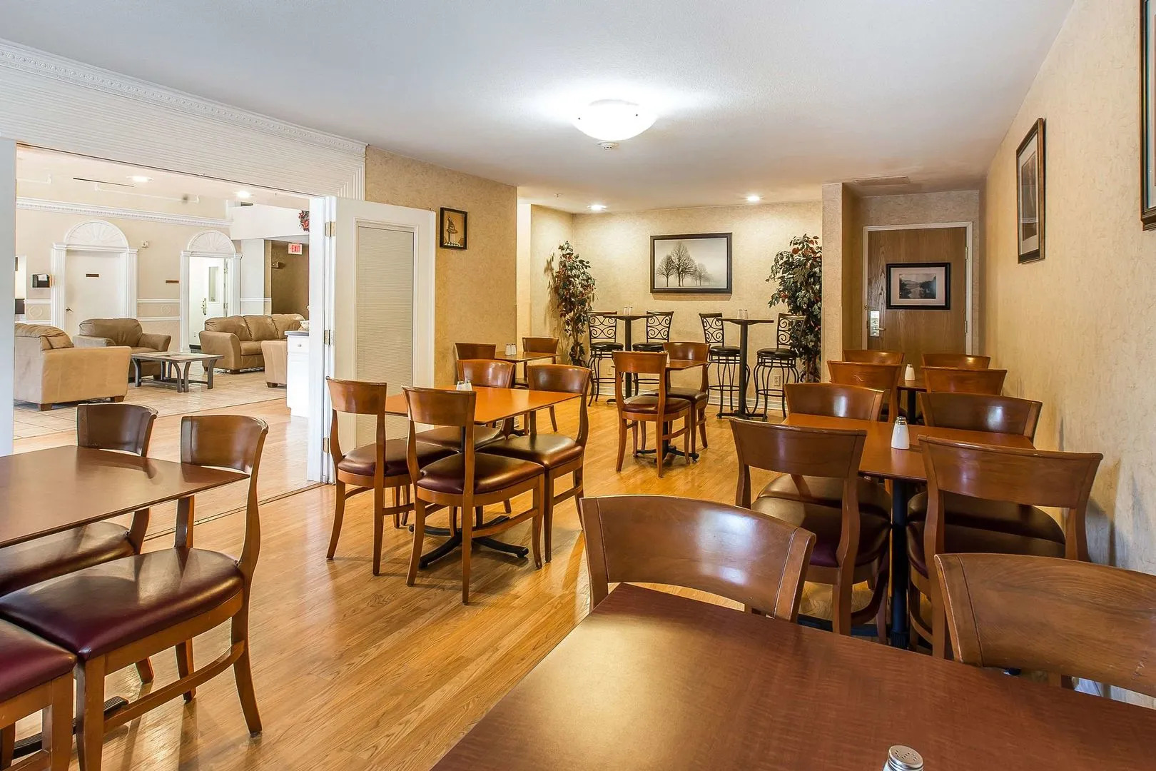 Quality Inn & Suites On the River