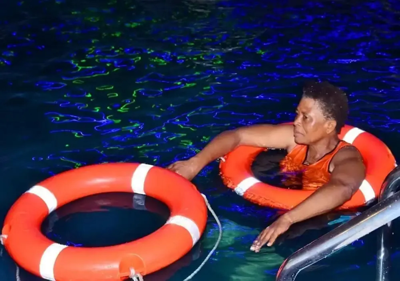 Luxurious Awoyaya Apartment With Private Pool and Garden