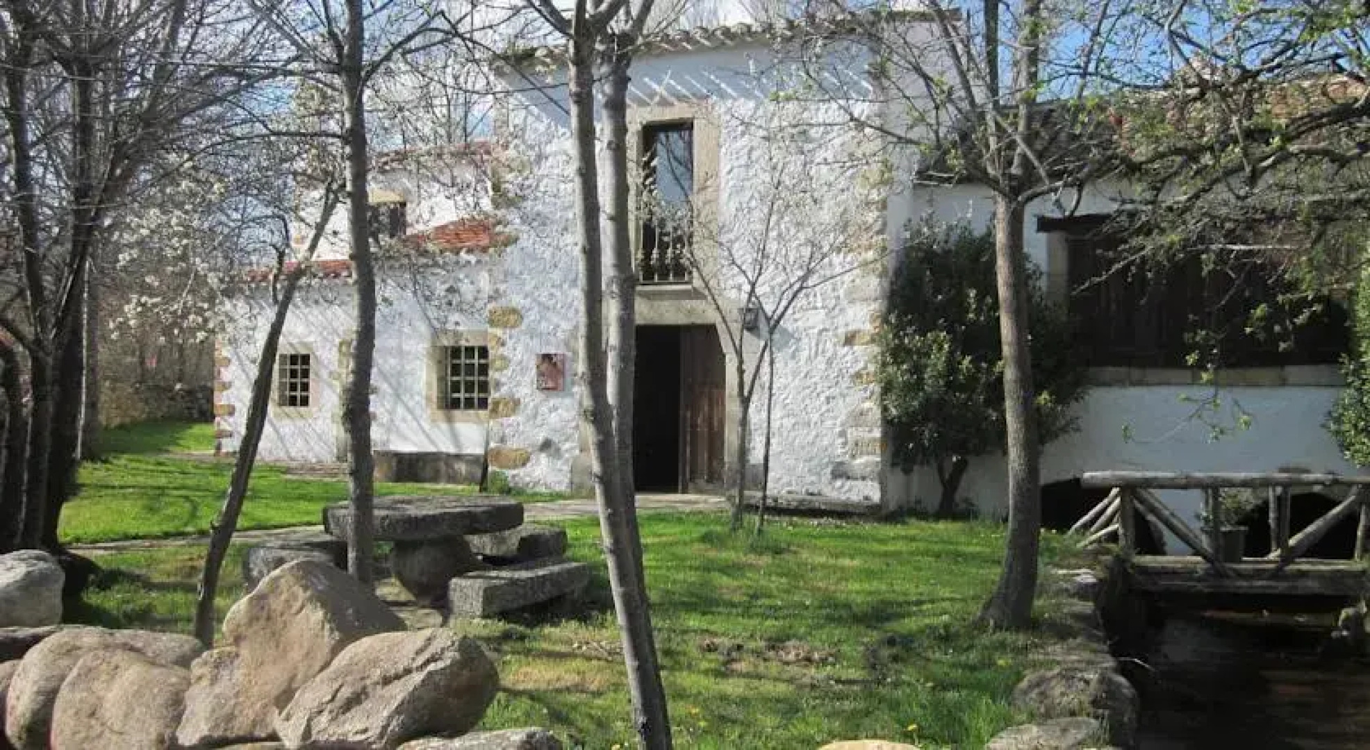 El Molino Blanco del Razón