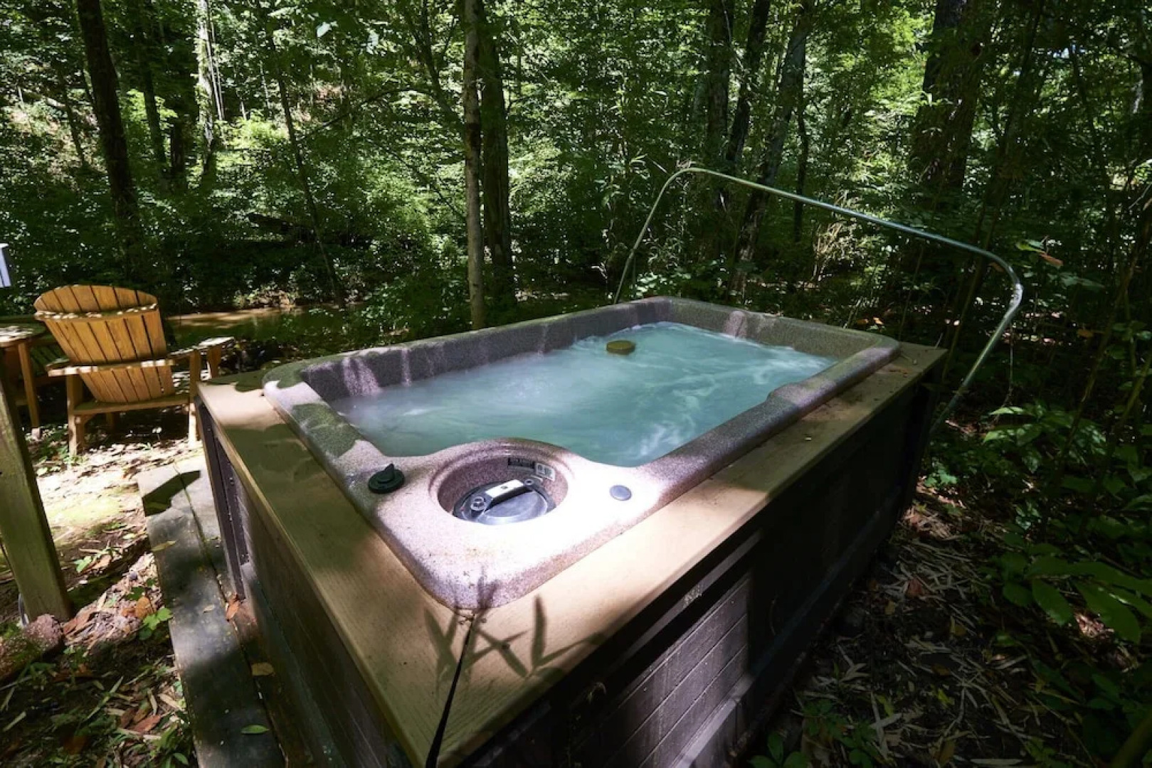 Creekwalk Inn and Cabins