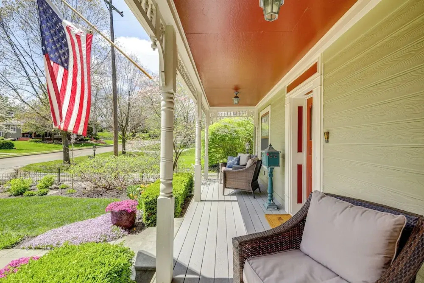 Walk to Main St & Parks: Zionsville Village Home