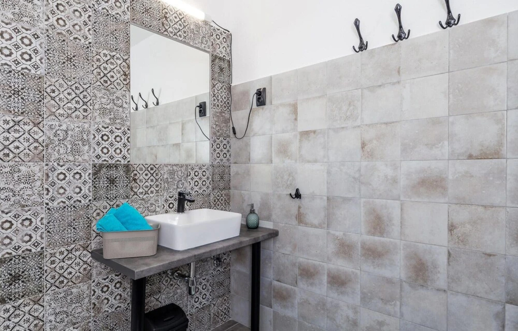 Nice Home in Karlobag With Wifi and 2 Bedrooms