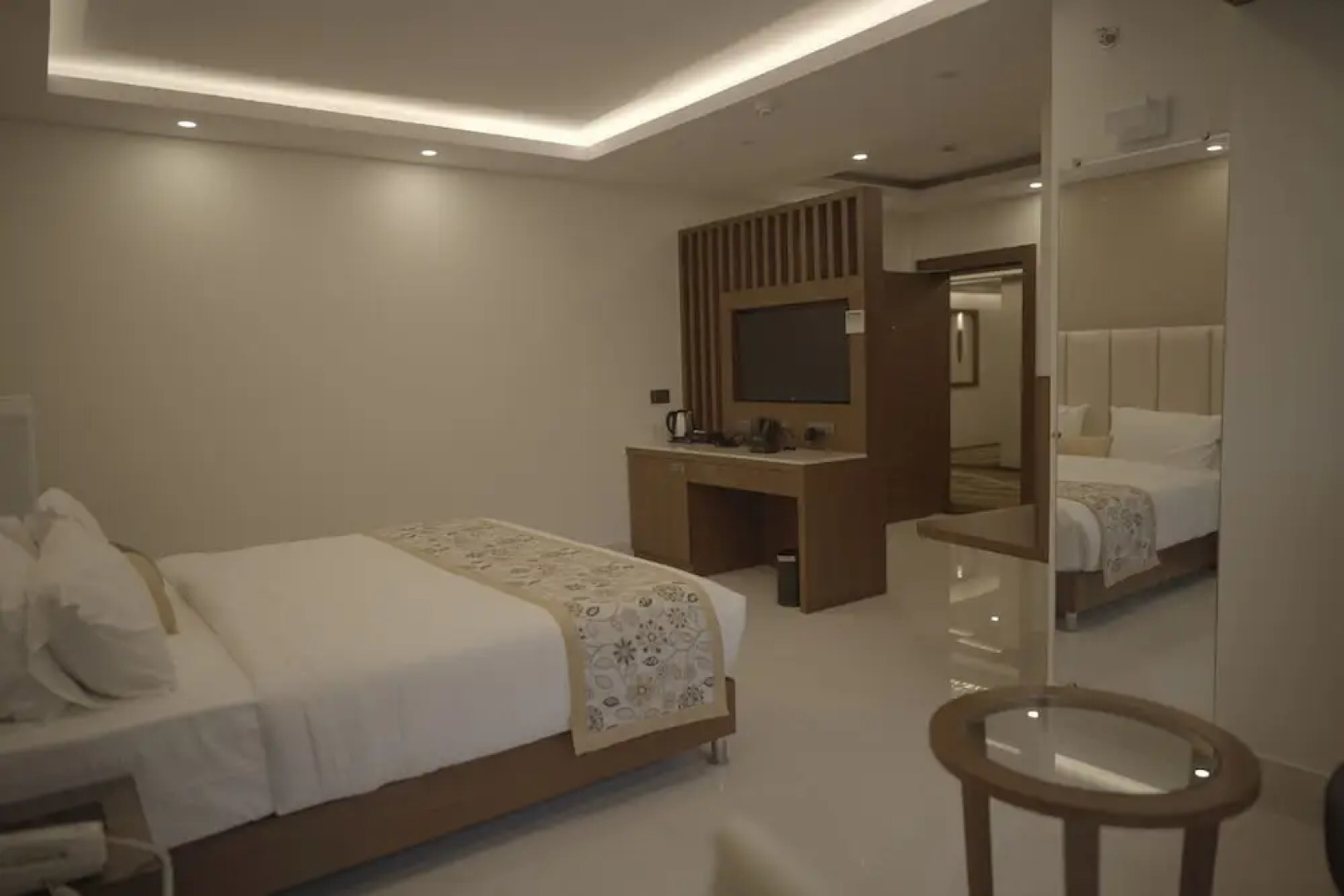 Hotel Deepti Courtyard