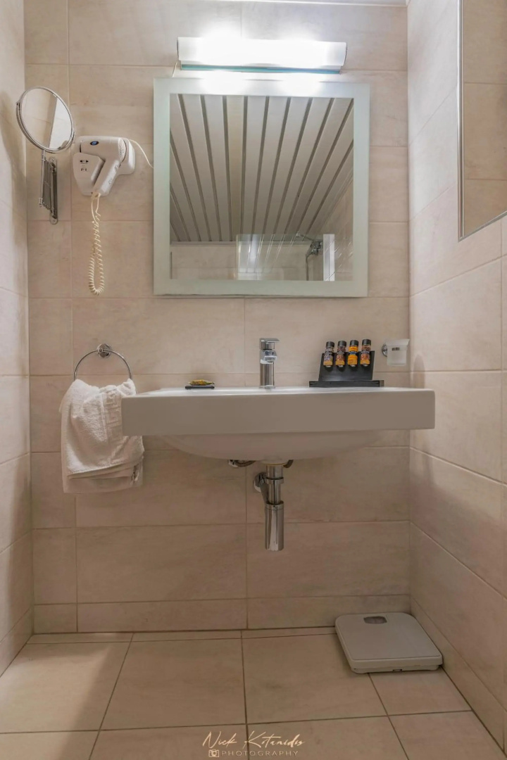 Avra Hotel