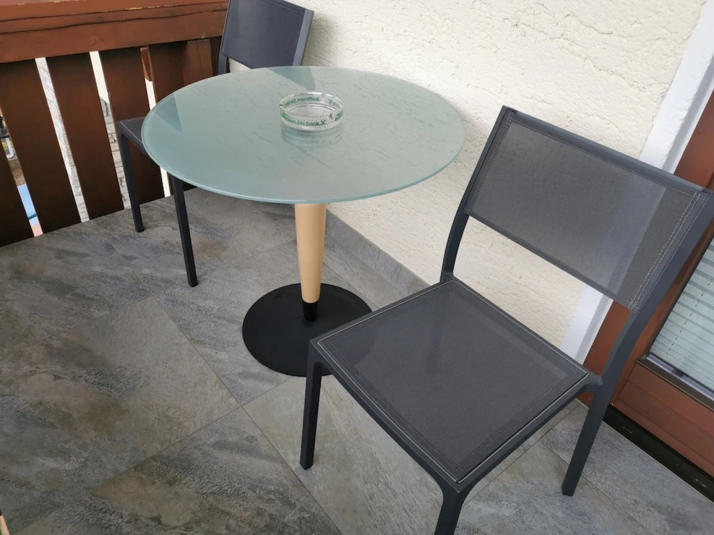 No1 - Flo's Rooms & Breakfast