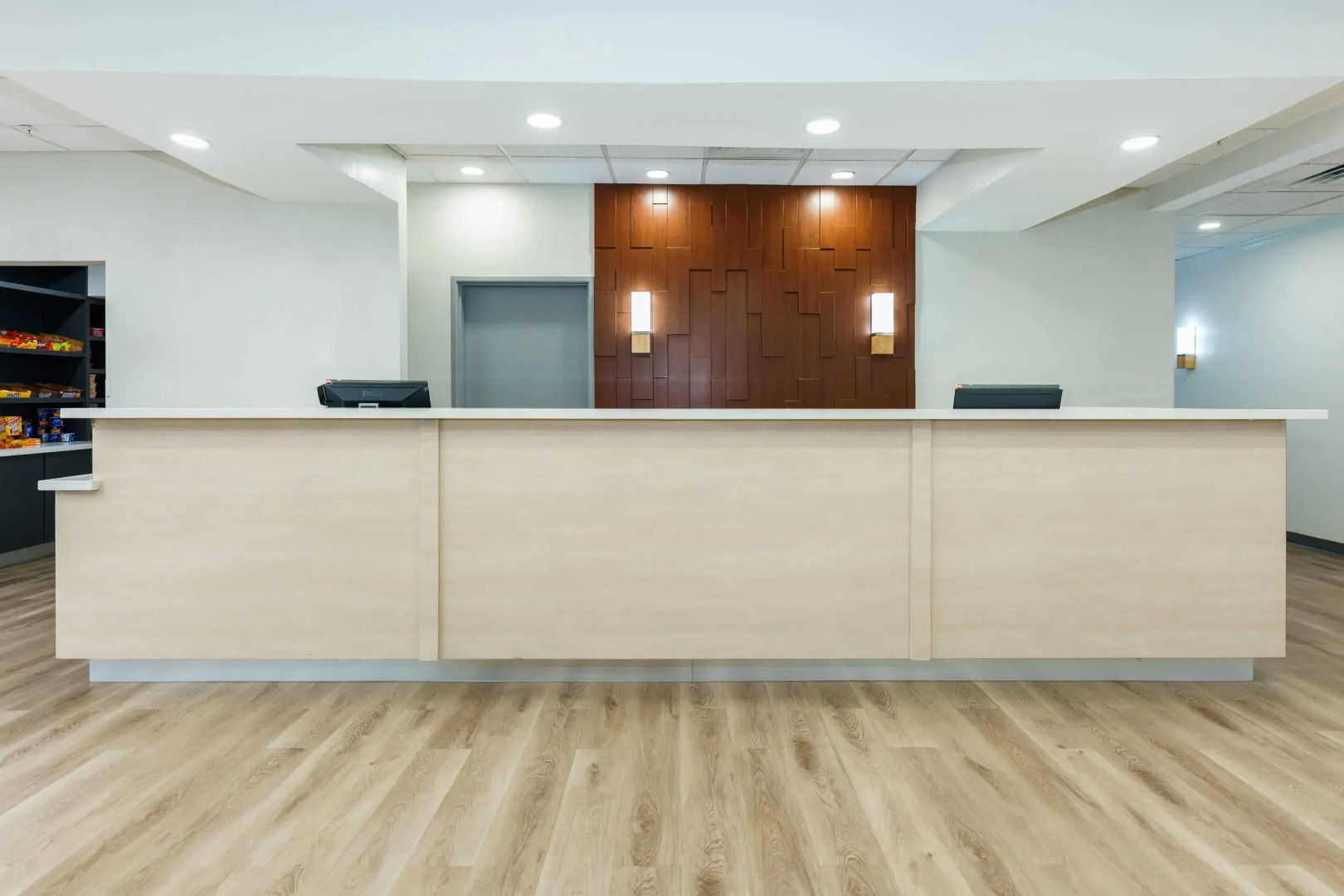 Comfort Suites University Drive