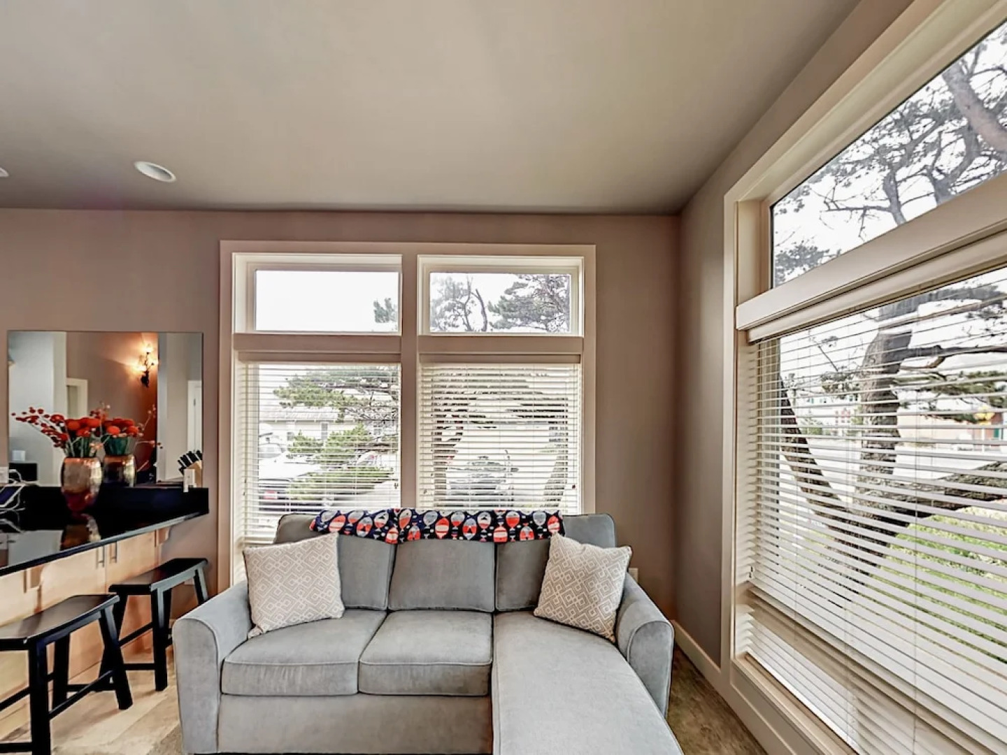 Seaside Escape Townhouse Unit 1 1 Bedroom 1.5 Bathroom Townhouse