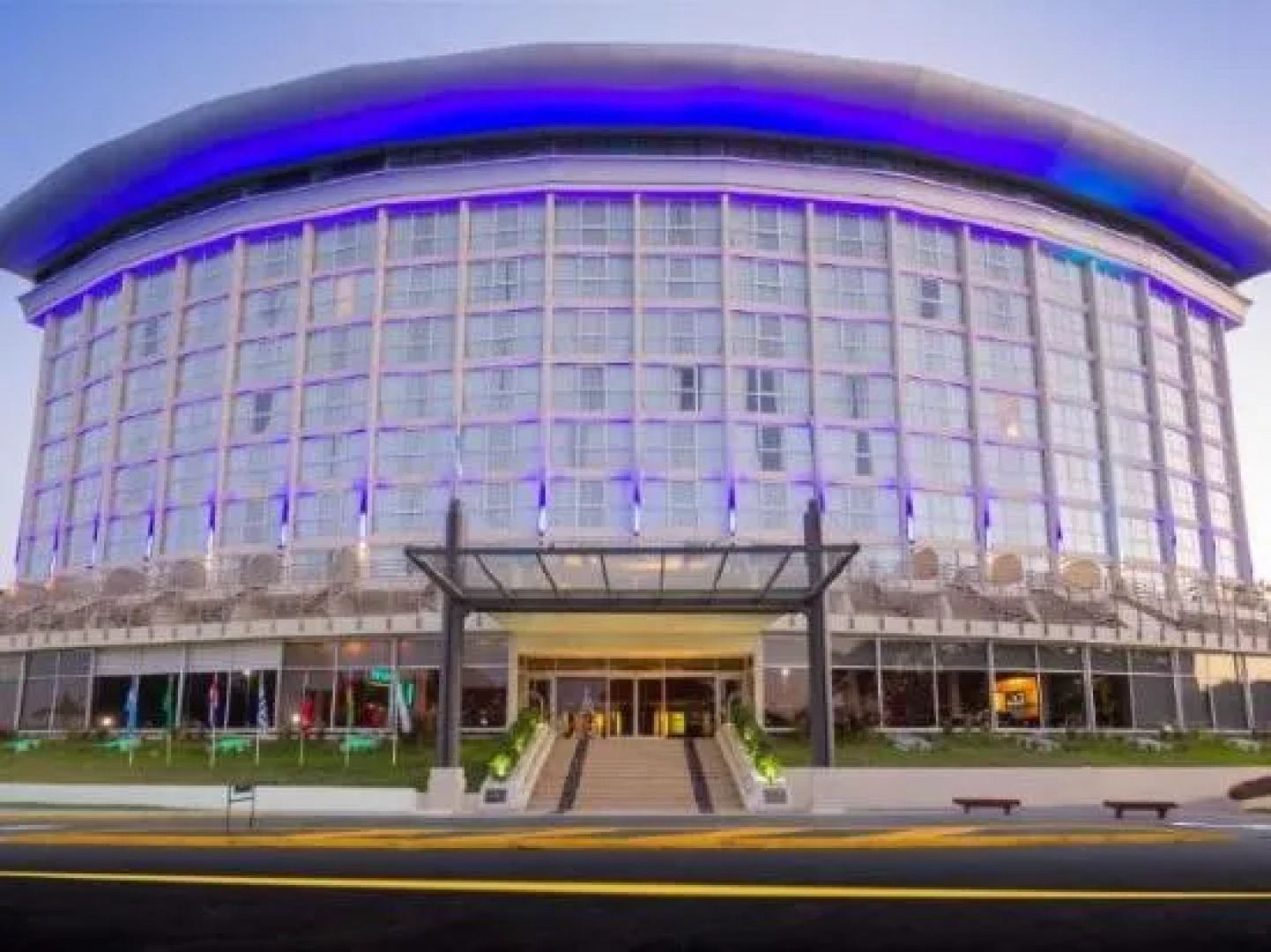 Howard Johnson by Wyndham Plaza Hotel Mayorazgo