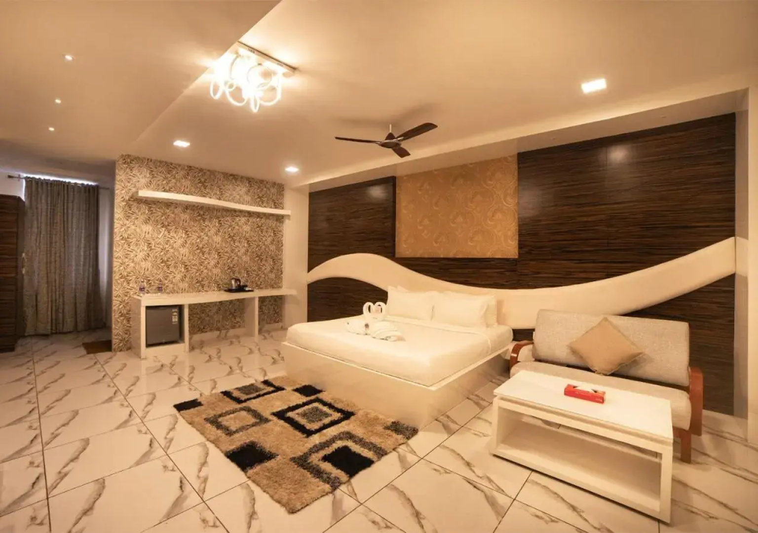SR Jungle Resort
