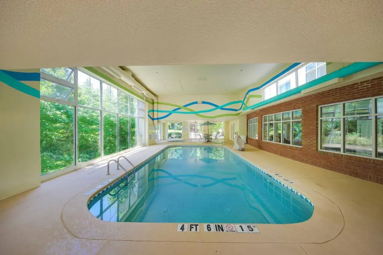 Holiday Inn Express & Suites Sylva - Western Carolina Area by IHG