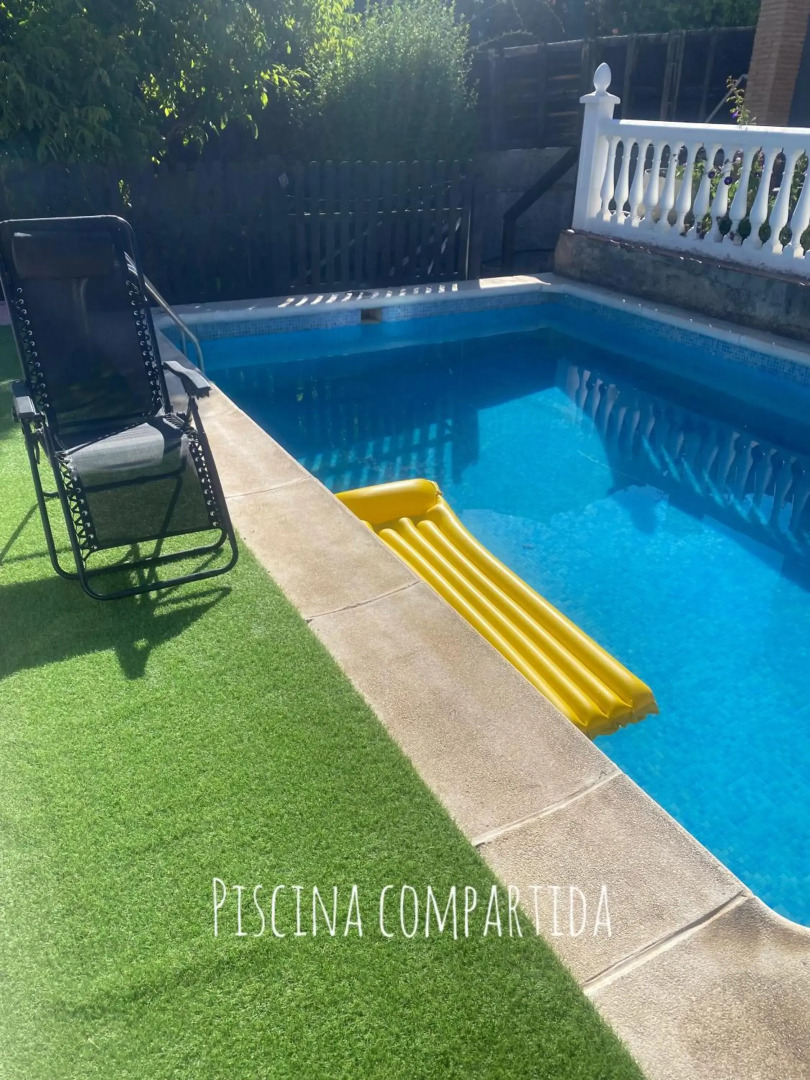 Casita Rural La Rosa de la Huerta con chimenea interior