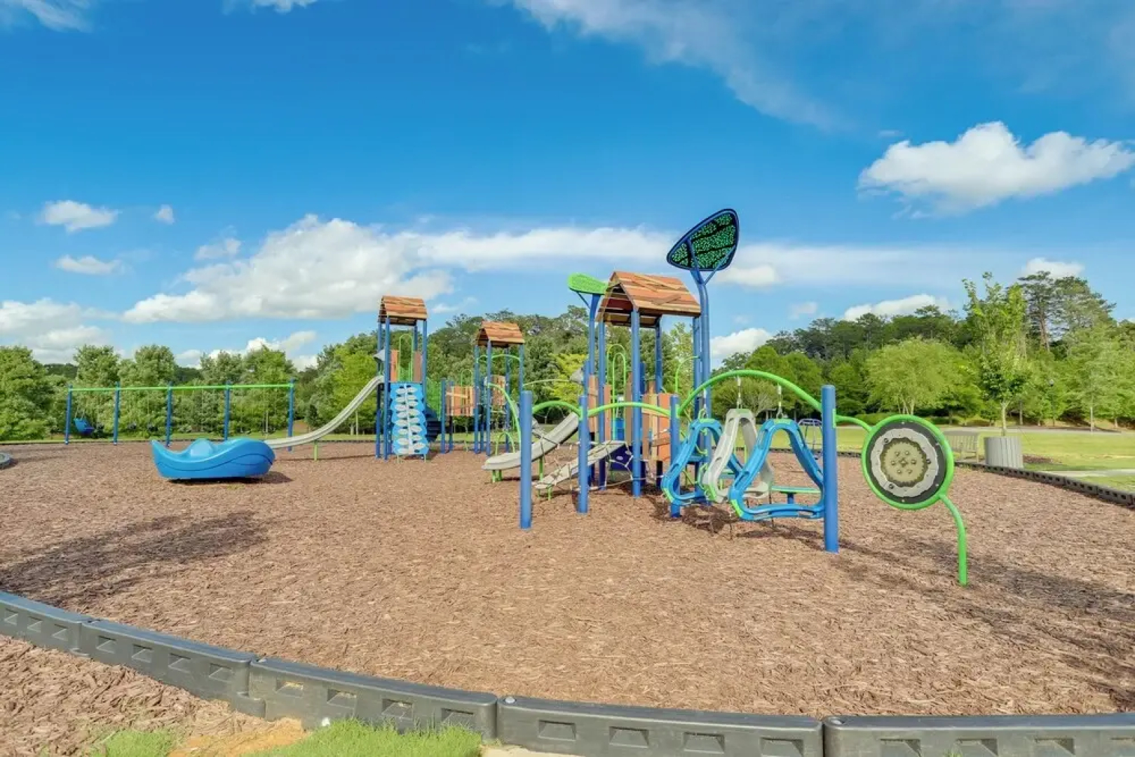 Lake Access: Waleska House w/ Floating Dock!