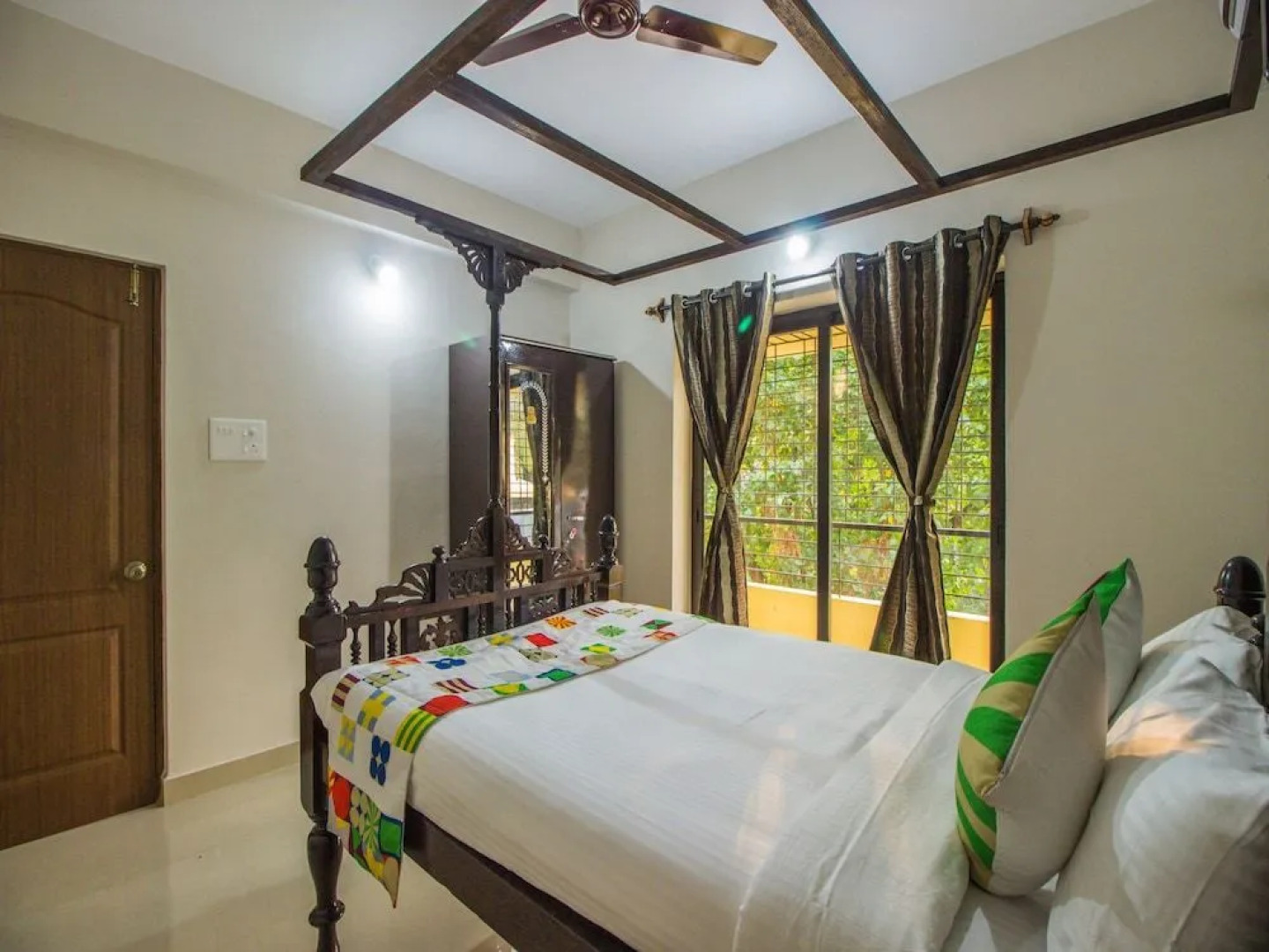 OYO 11349 Home Sunlit 2BHK Near Siolim Bridge