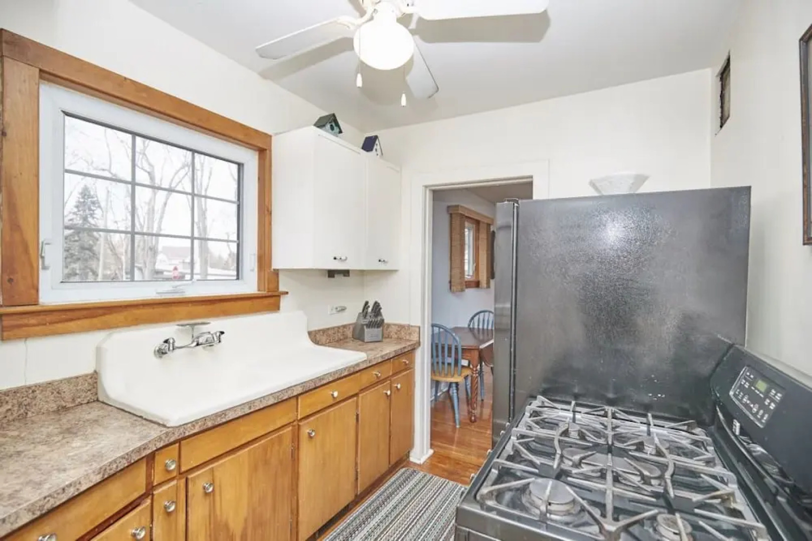 Exclusive Waterfront Beach House Retreat