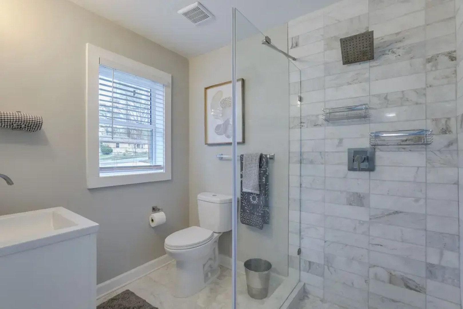 Pet-friendly Decatur Home ~ 8 Mi to Downtown Atl!