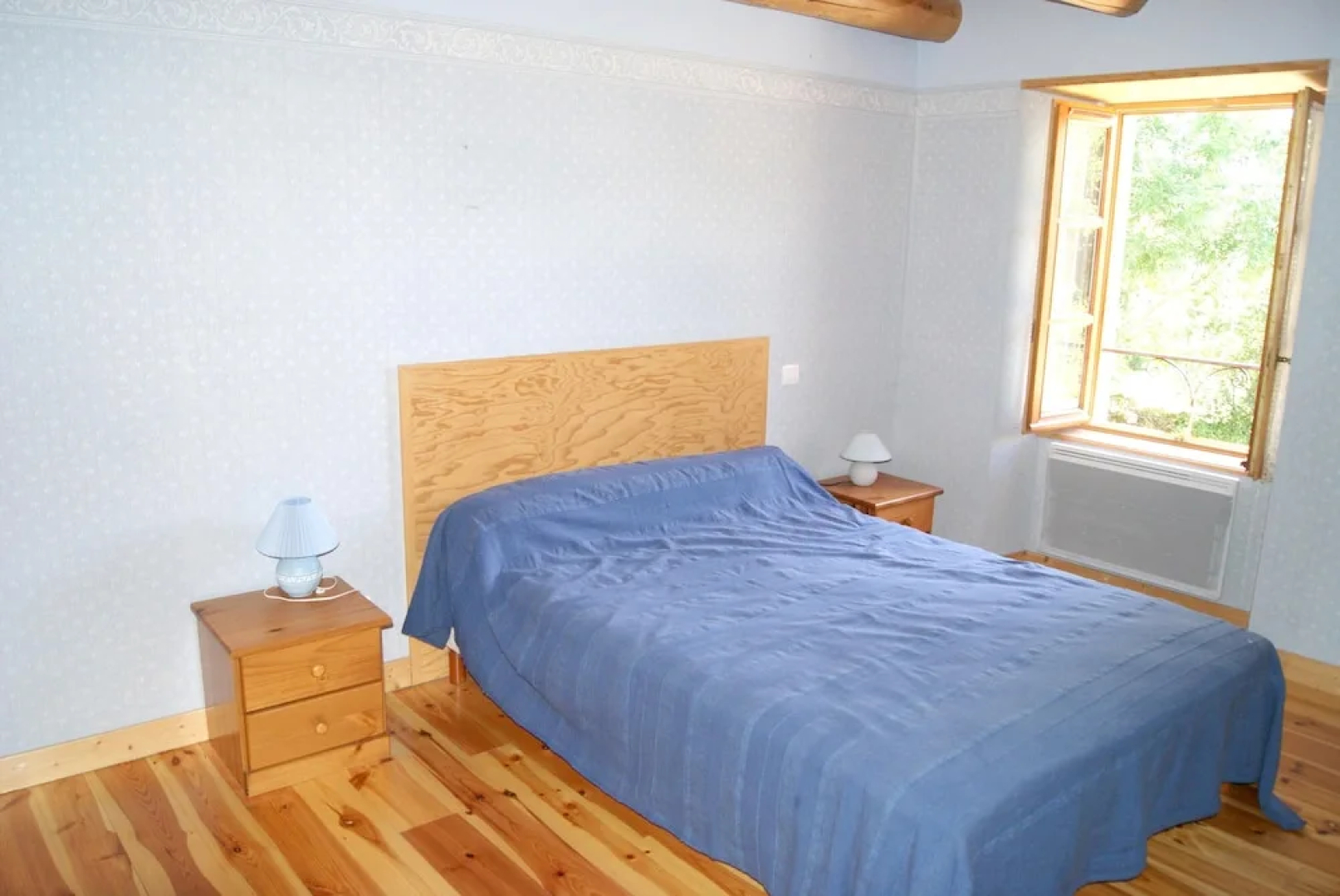 House With 3 Bedrooms in Saint-pal-de-senouire, With Wonderful Mountai