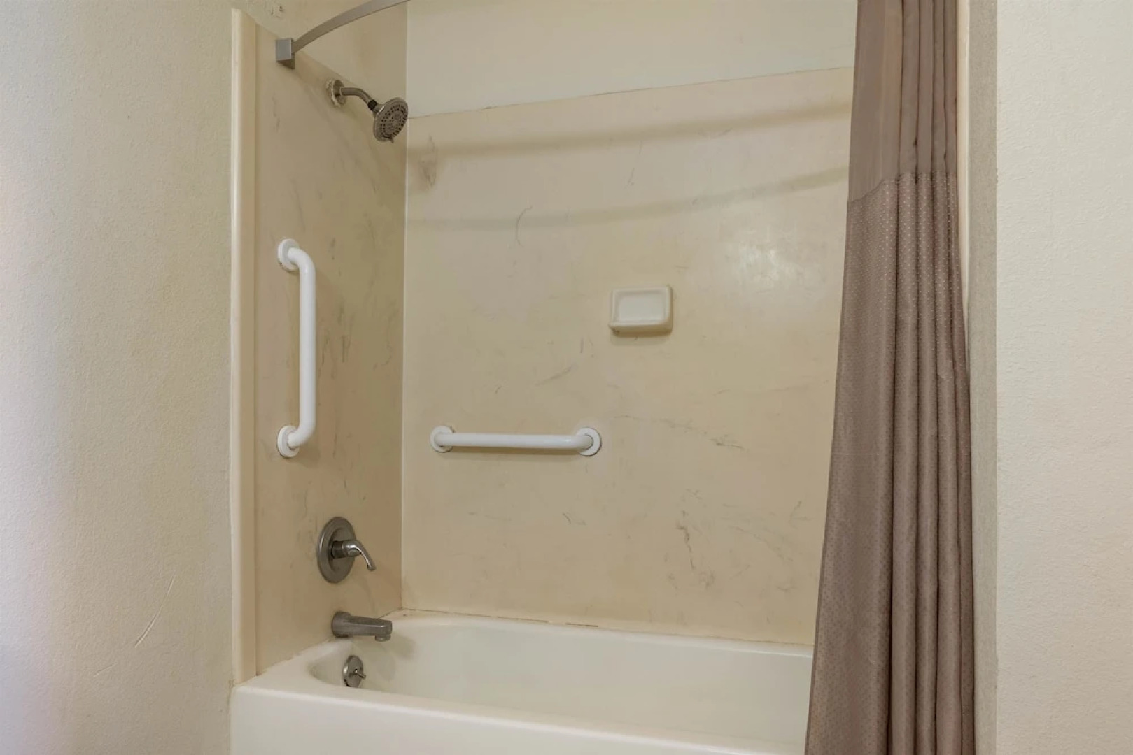 Motel 6 Lake Charles On The Bayou