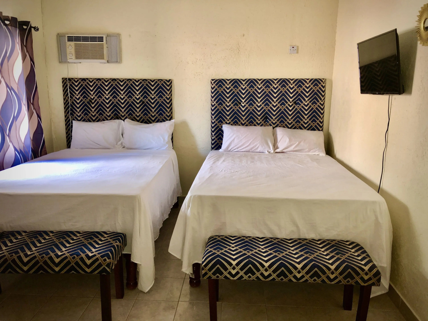 Sea Coast Inn & Suites