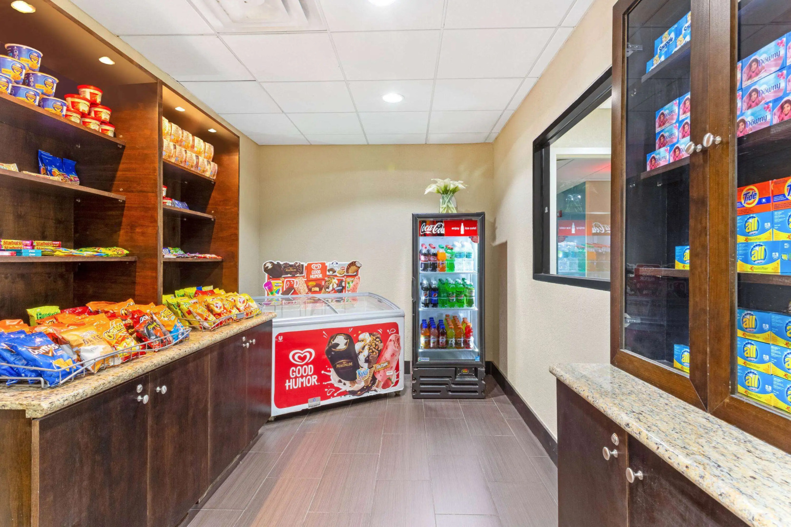 La Quinta Inn & Suites by Wyndham Tampa North I-75