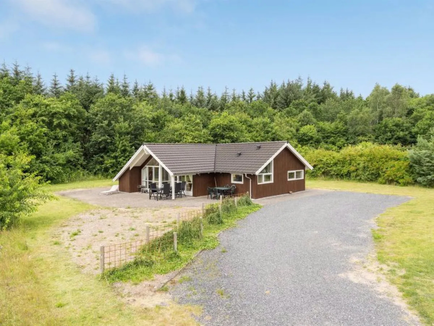 "Arnika" - 28km from the sea in Western Jutland