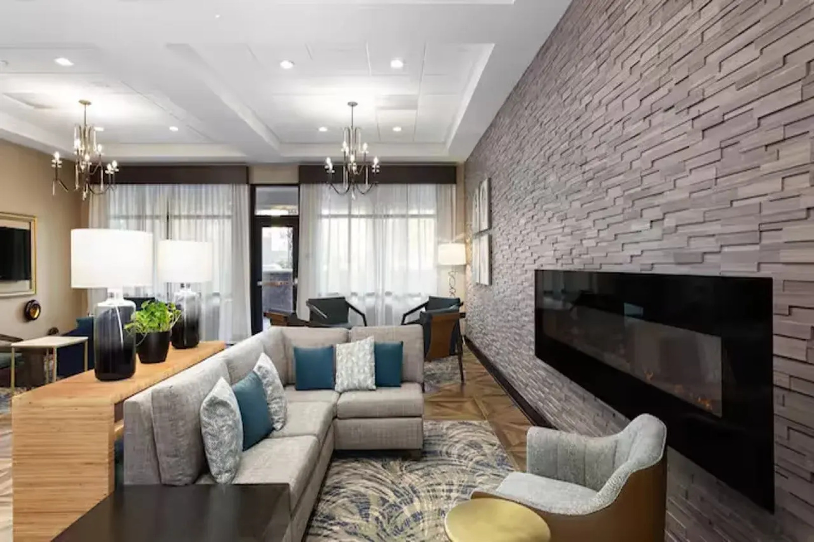 DoubleTree by Hilton Charleston Mount Pleasant