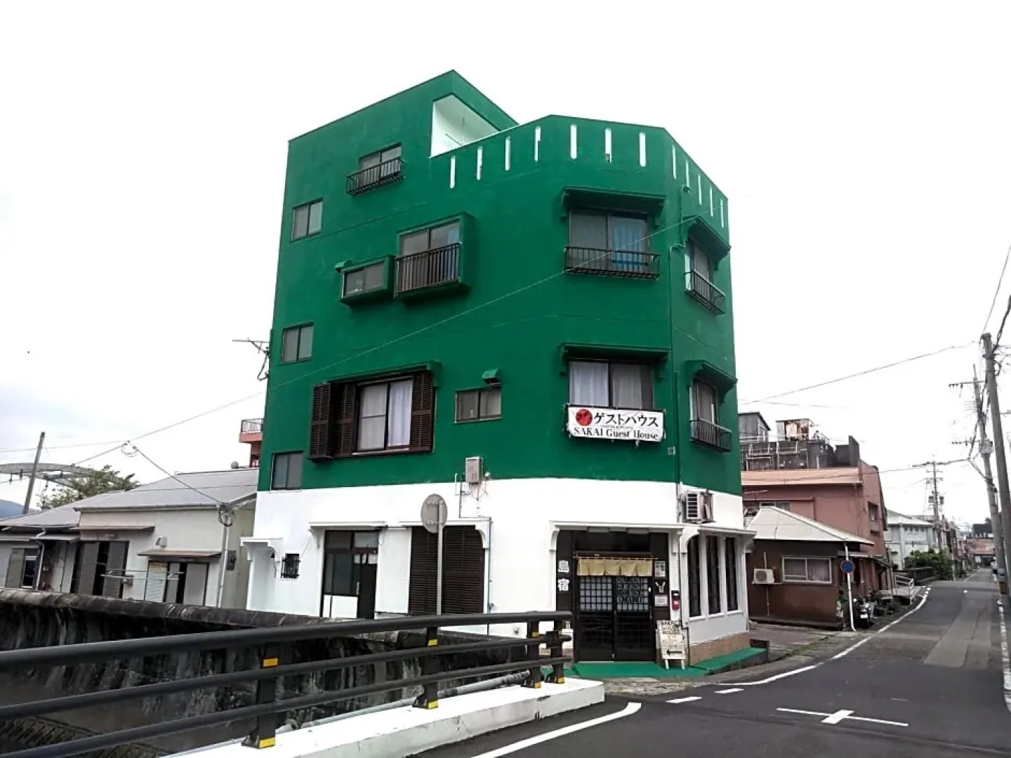 Sakai Guest House AMAMI（堺ゲストハウス奄美）