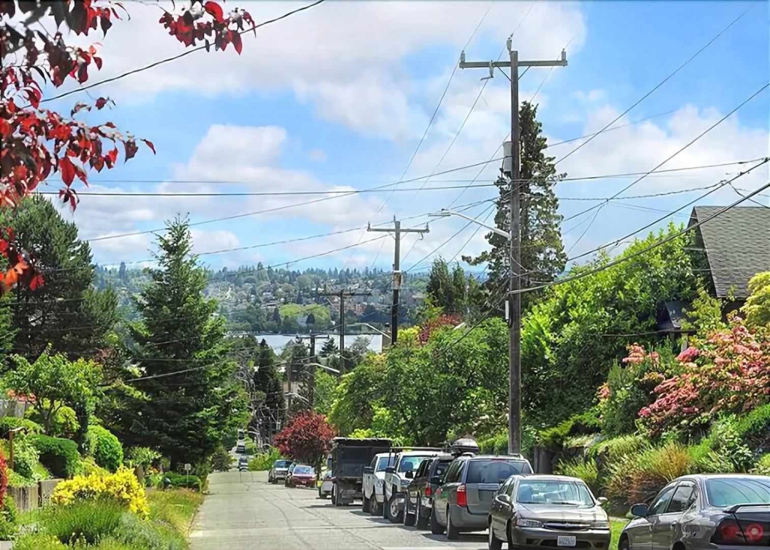 Phinney Suites Retreat - Two Bedroom Townhome with Fireplace