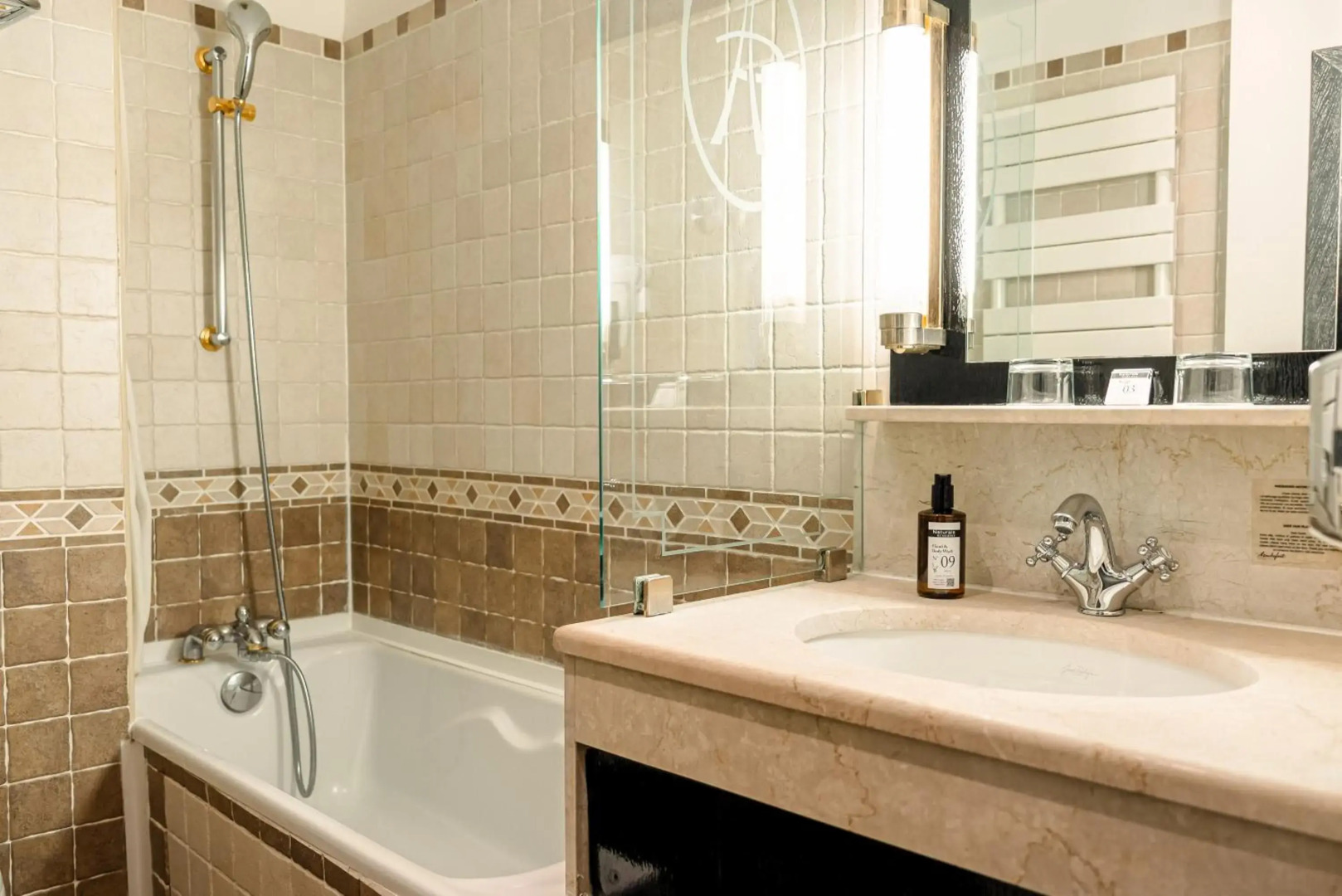 Hôtel Rochechouart, a Member of Design Hotels – Orso Hotel