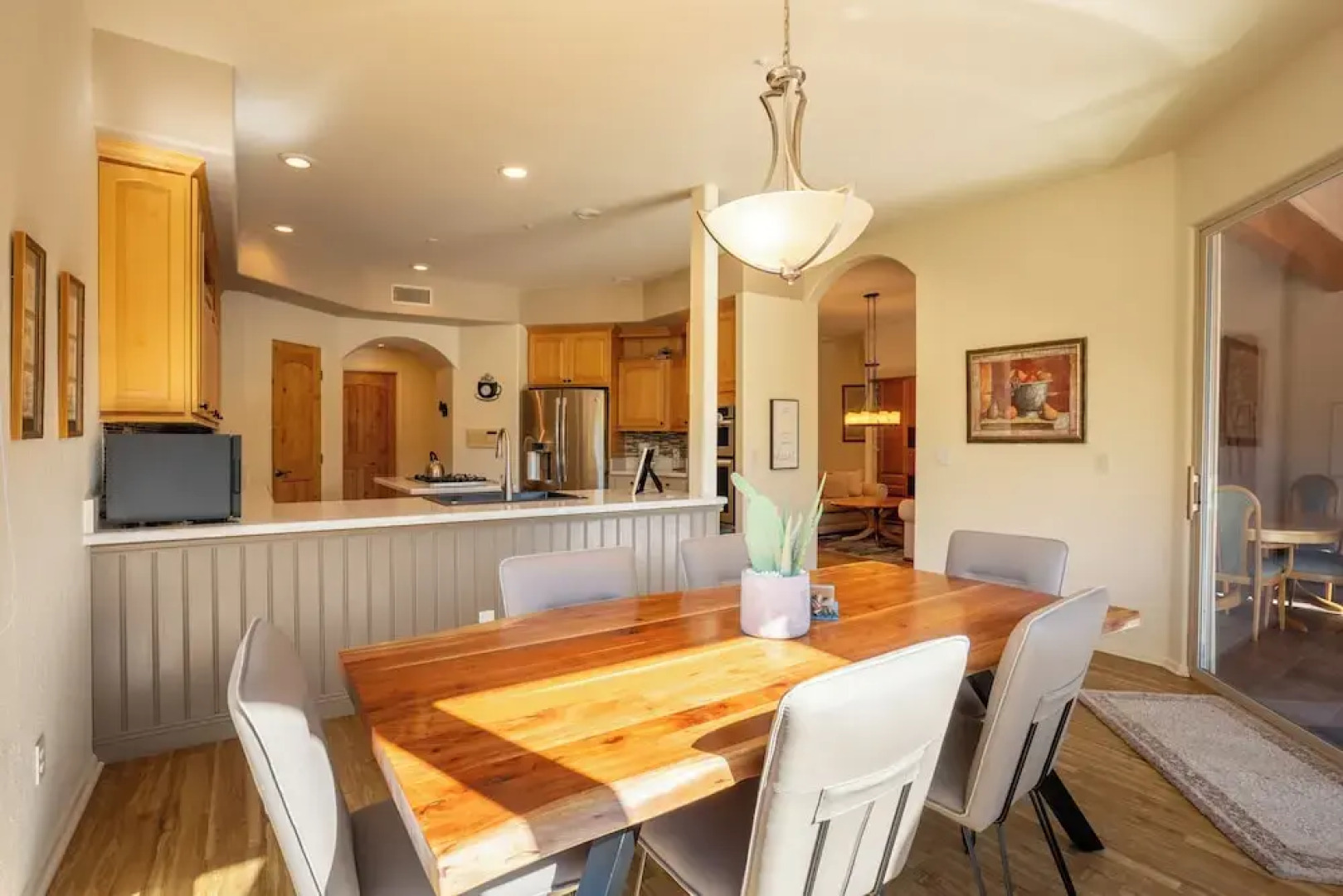 Hot Tub & Mtn Views: Expansive Sedona Retreat