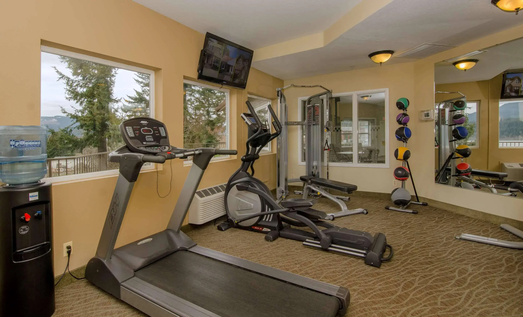 Best Western Plus Columbia River Inn