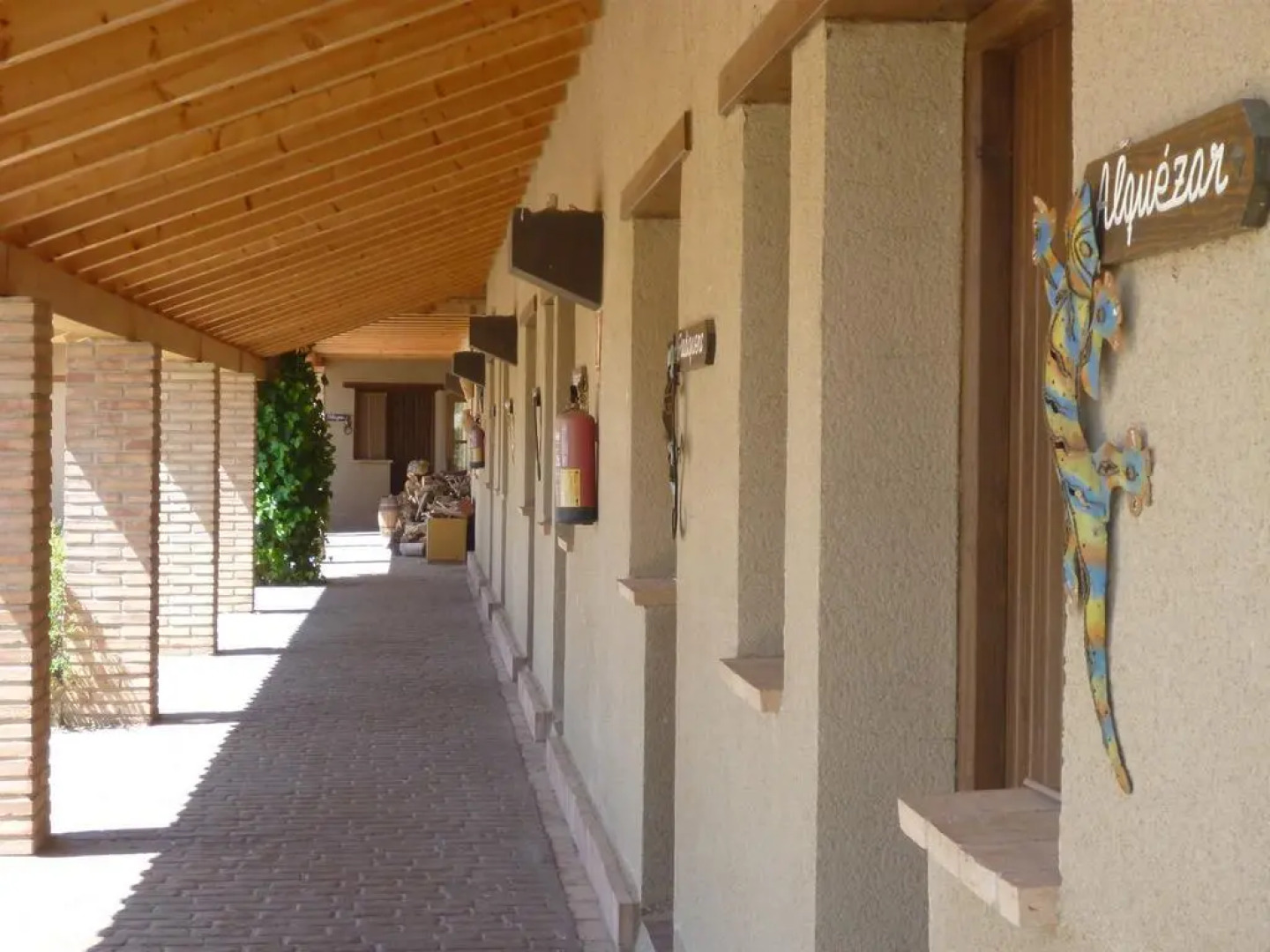 Tantaka - Albergue de los Meleses - Hostel