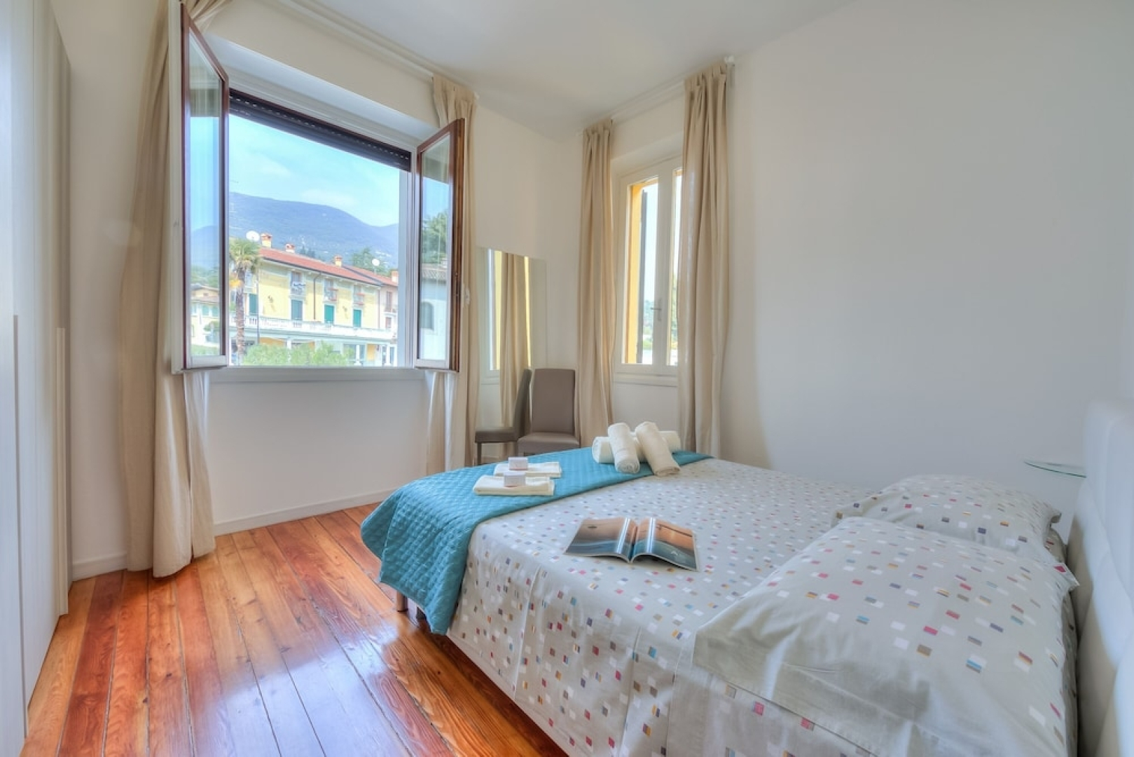 Casa Sorriso At 150 Mt From Lake, Gardone Riviera