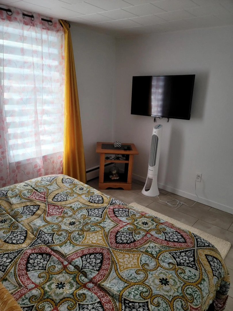 Vibrant apartment in the heart of the town