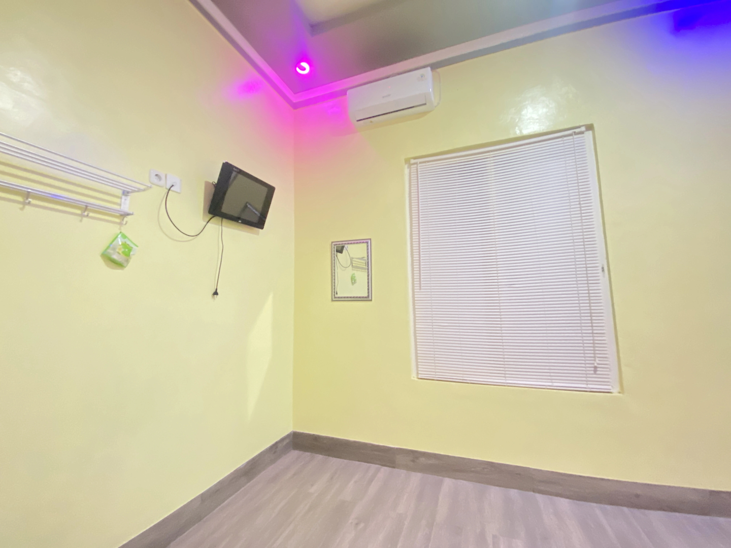 Homestay RN near Taman Bambu Runcing Polewali