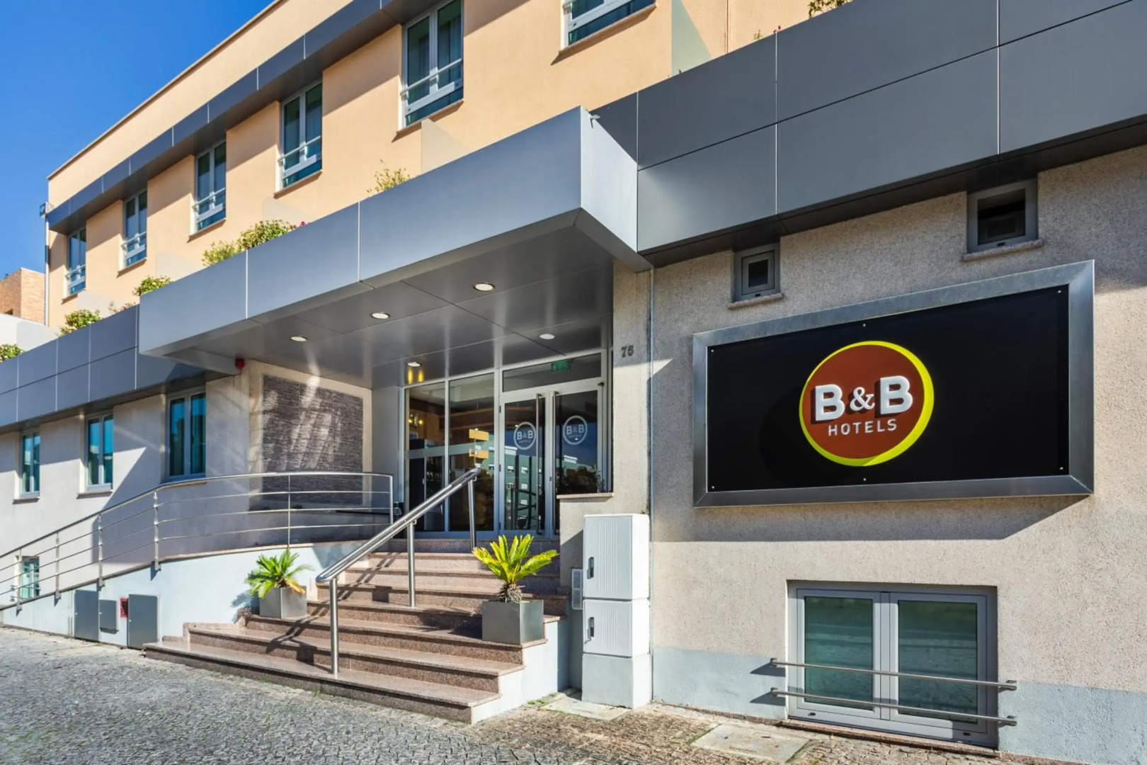 B&B Hotel Braga Lamacaes