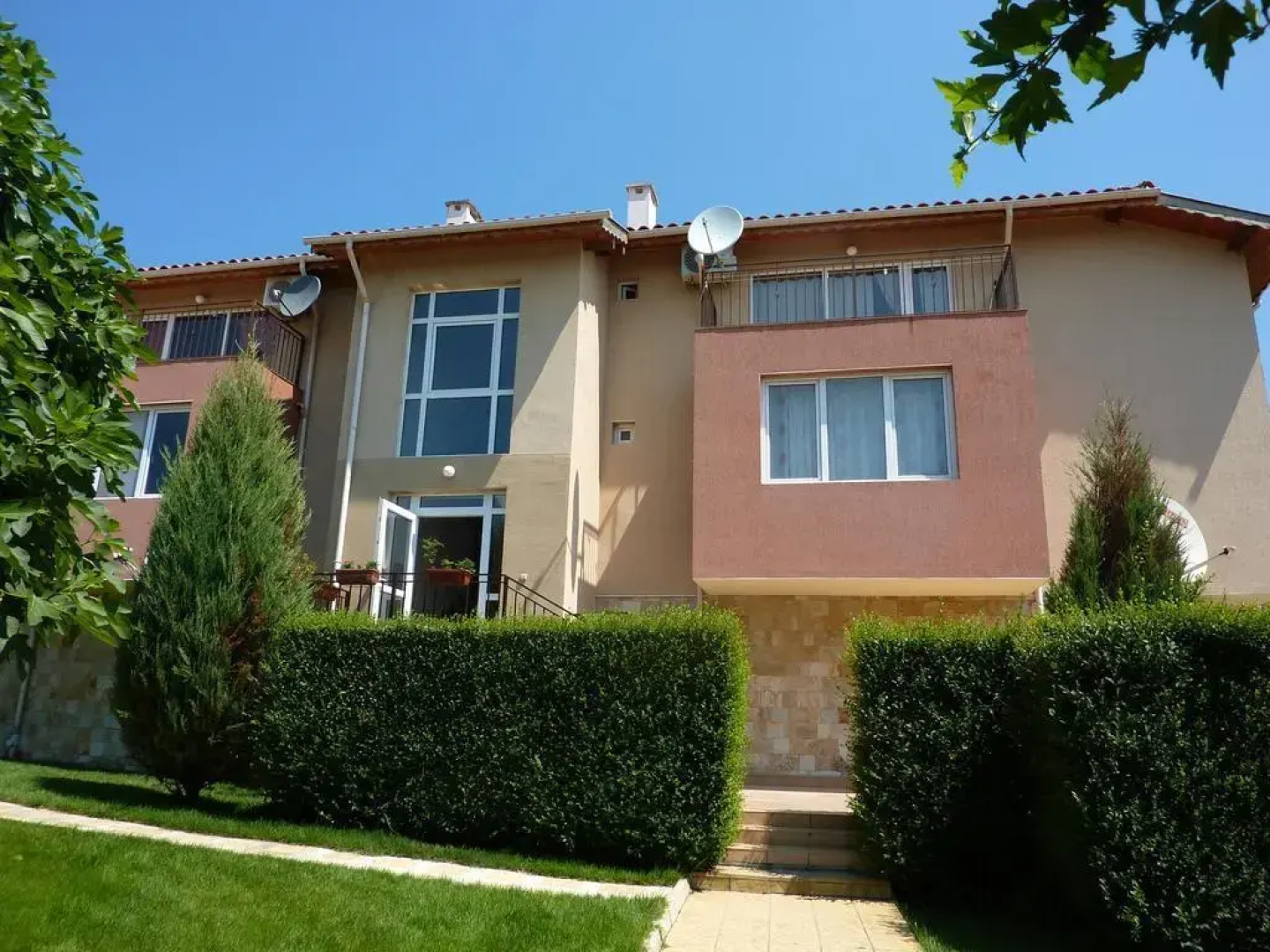 Villa Izgrev Apartments