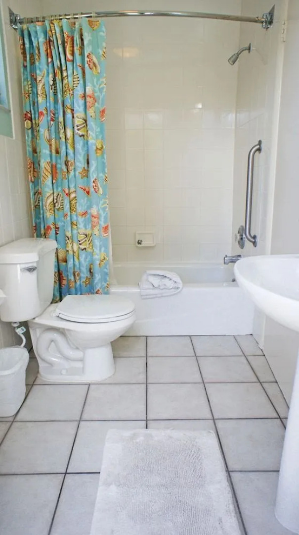 Shalimar Cottages And Motel