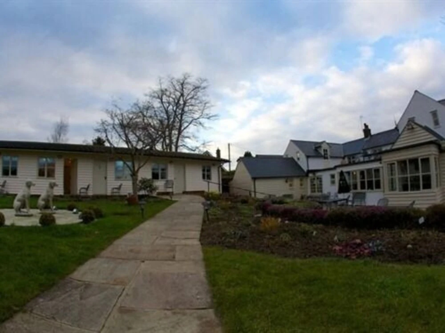 The Live and Let Live Country Inn