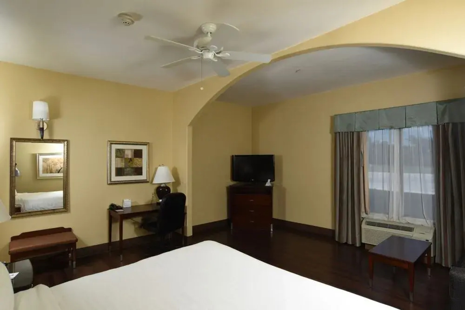 Holiday Inn Express Hotel & Suites Seguin