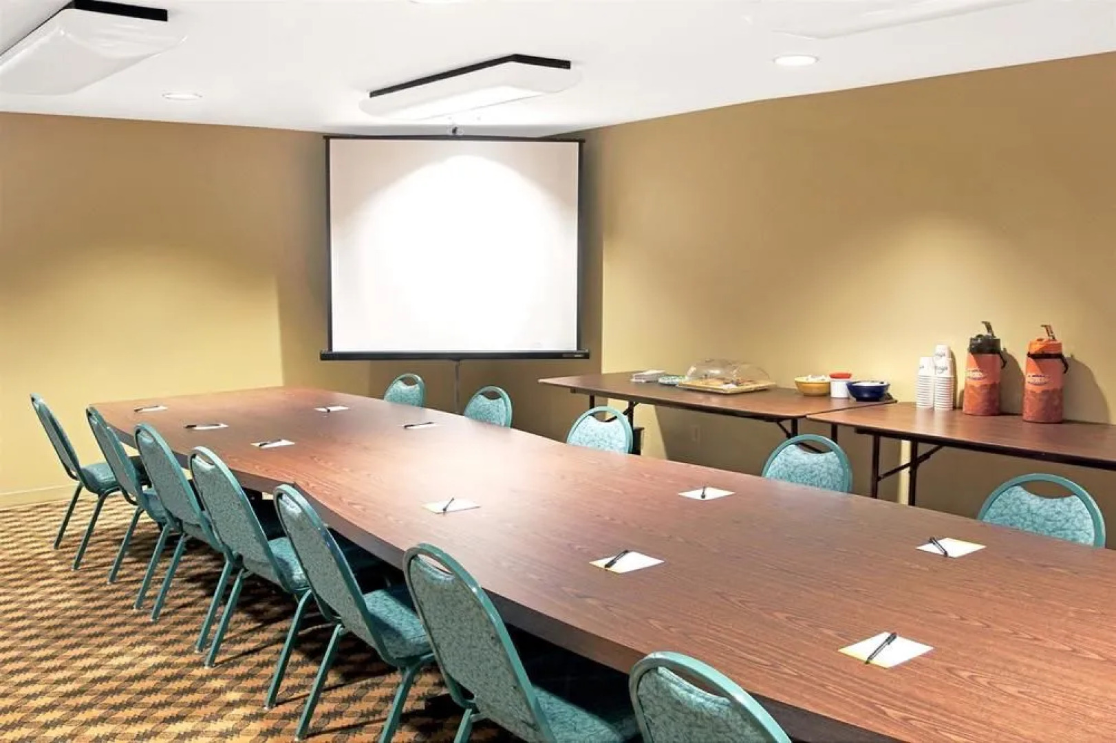 Days Inn by Wyndham El Campo TX