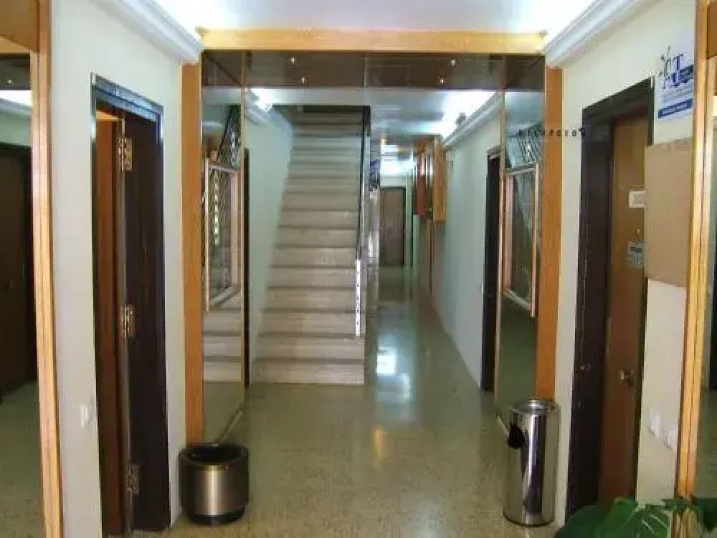 Apartment Escor 3000