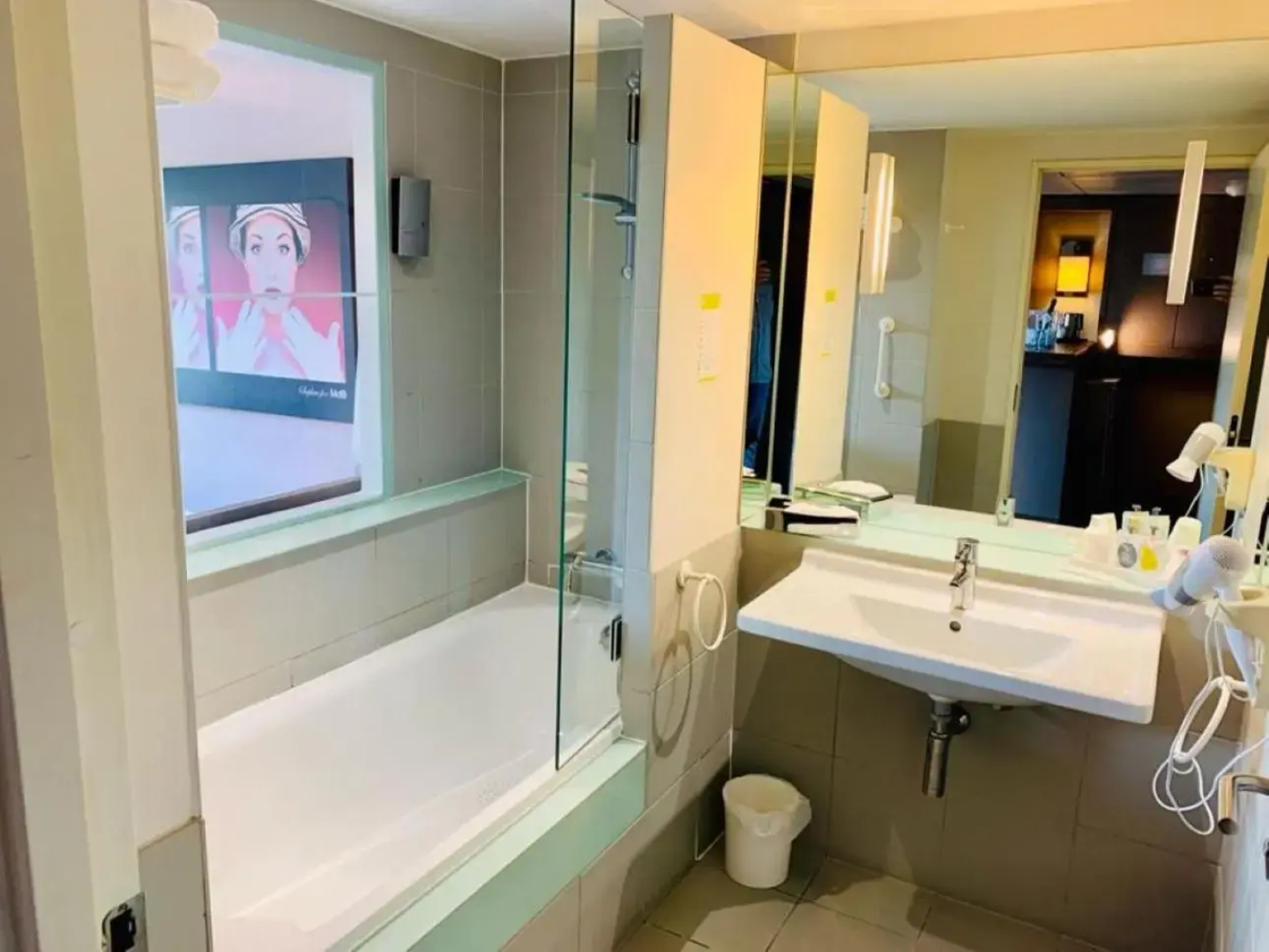 Standing Hotel Suites