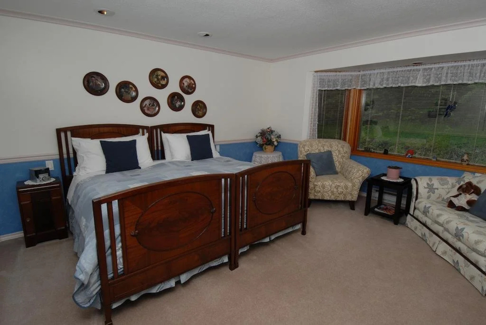 Cobble House Bed & Breakfast