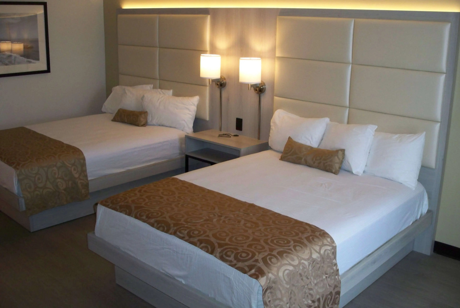 Ramada by Wyndham Burbank Airport