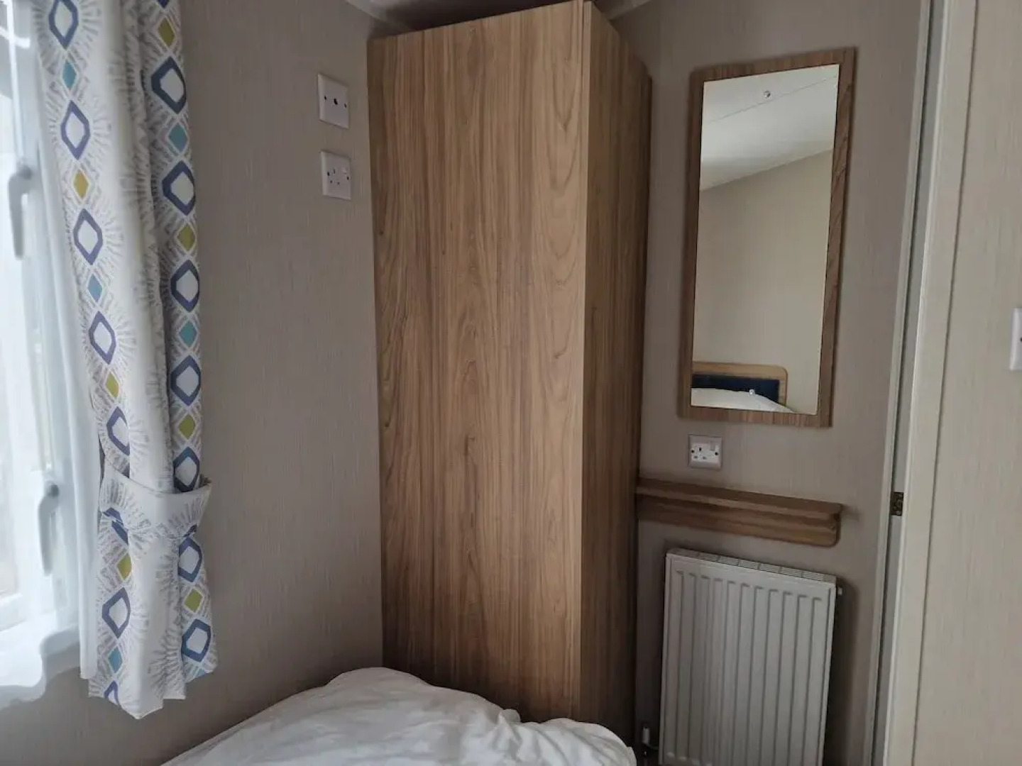 Welcoming 3 Bedroom Caravan 2 Min Walk to Beach