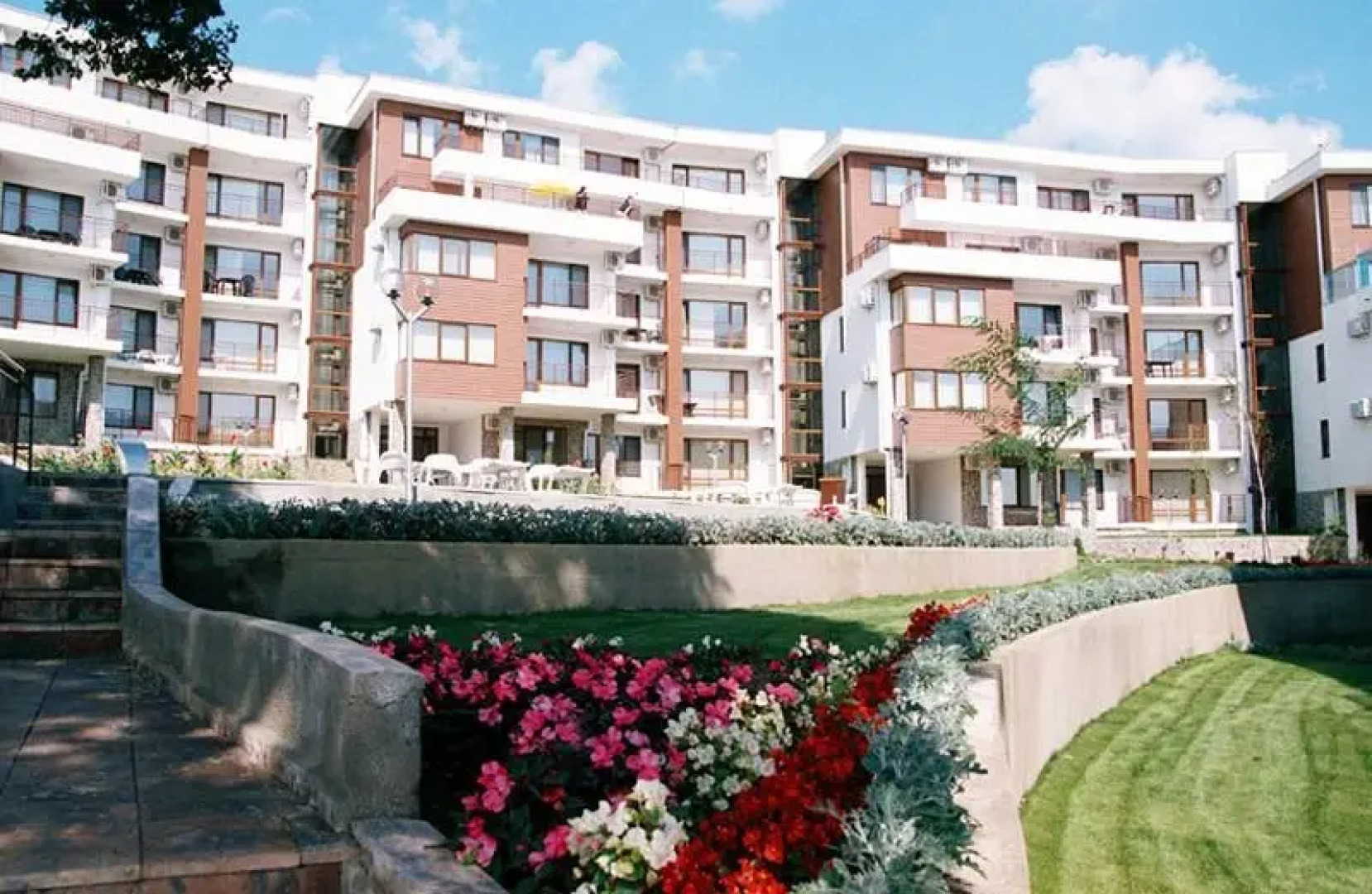 Апартаменты Месамбрия