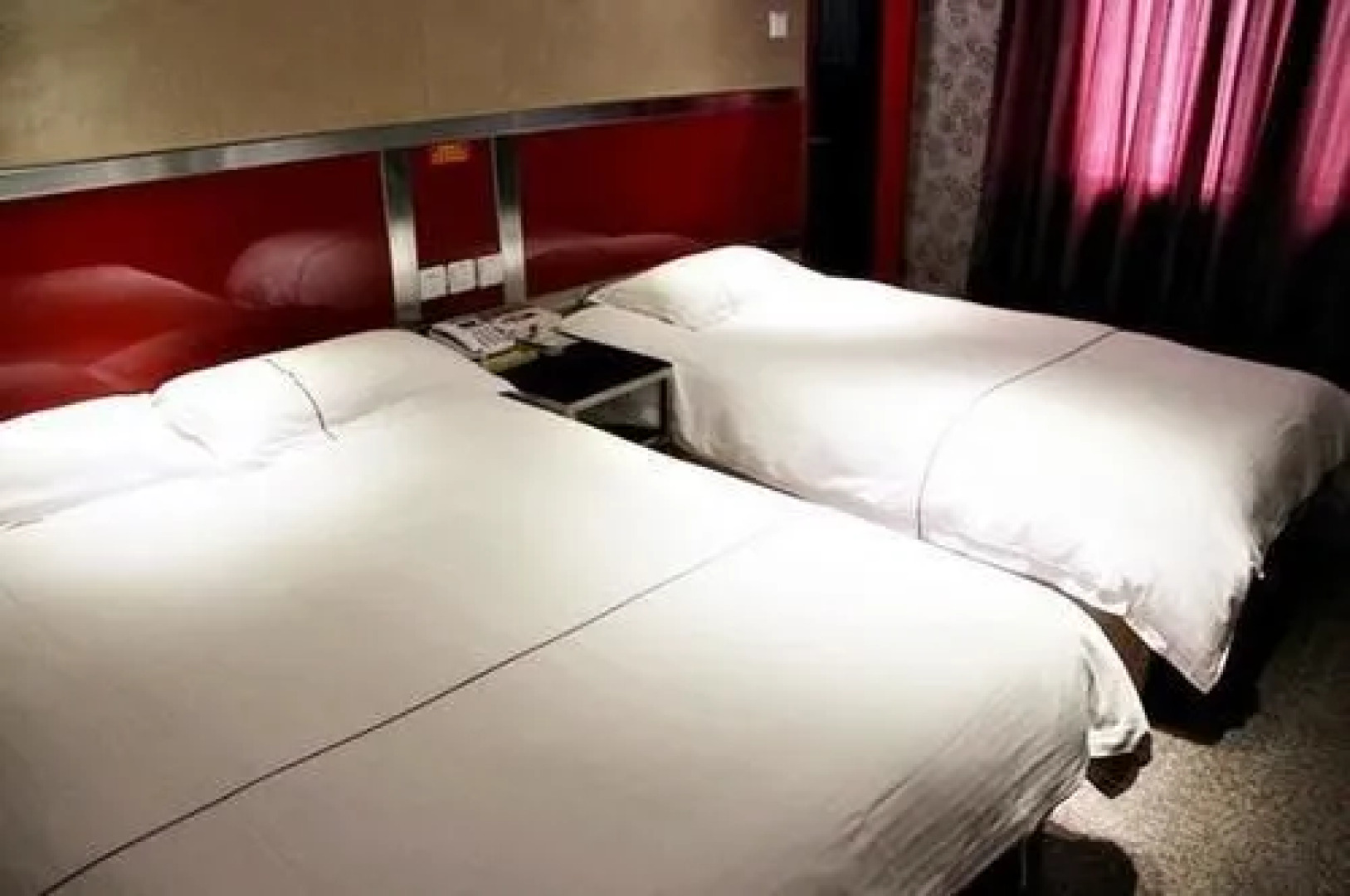 禧龙宾馆(哈尔滨透笼批发市场买卖街店)