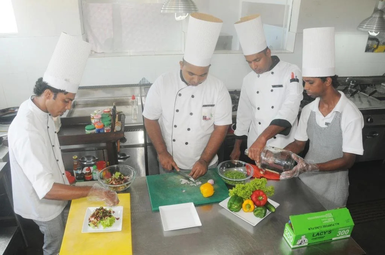 White Villa Resort Aungalla